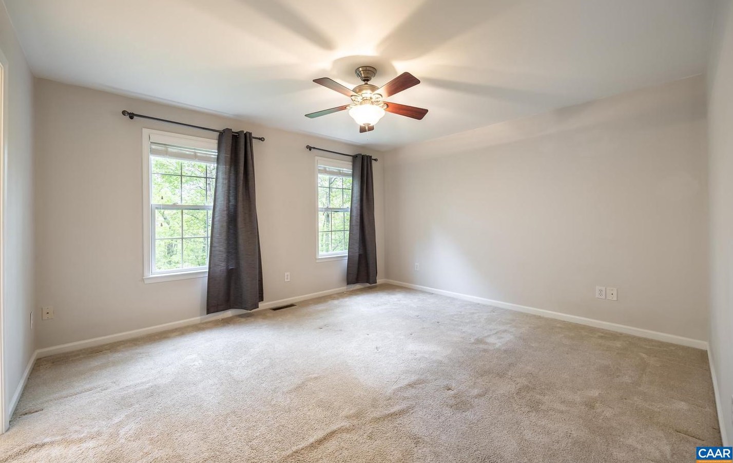 22 Hopi Way, Bybee VA  22963-3164 exterior
