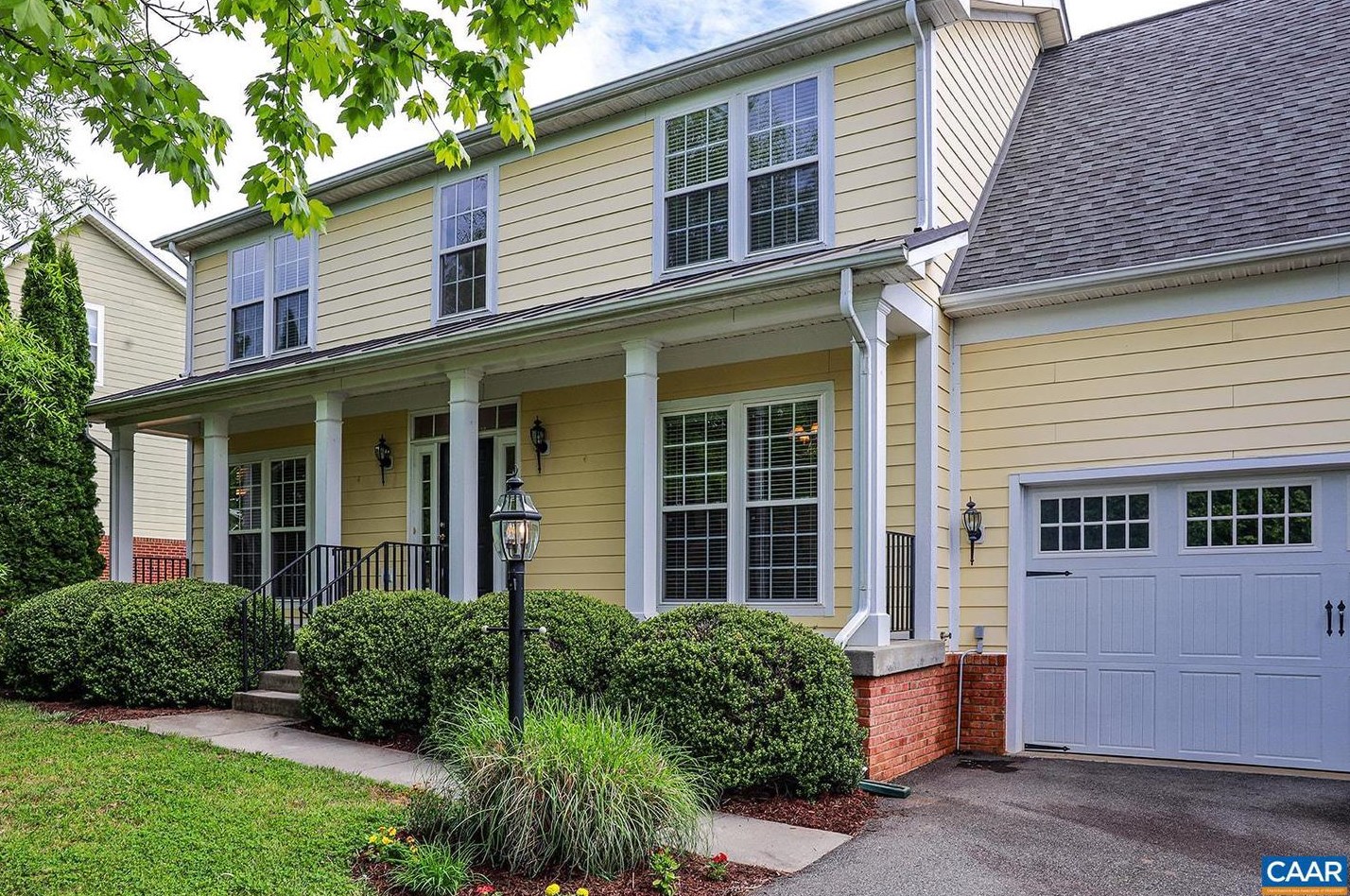 5372 Park Rd, Crozet, VA 22932-9304