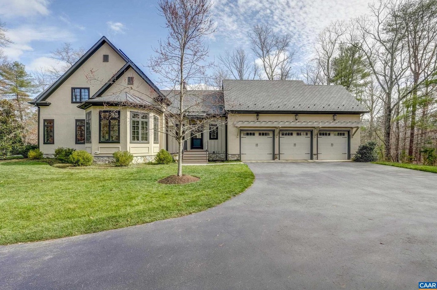 1118 Club Dr, Keswick VA 22947-2613 exterior