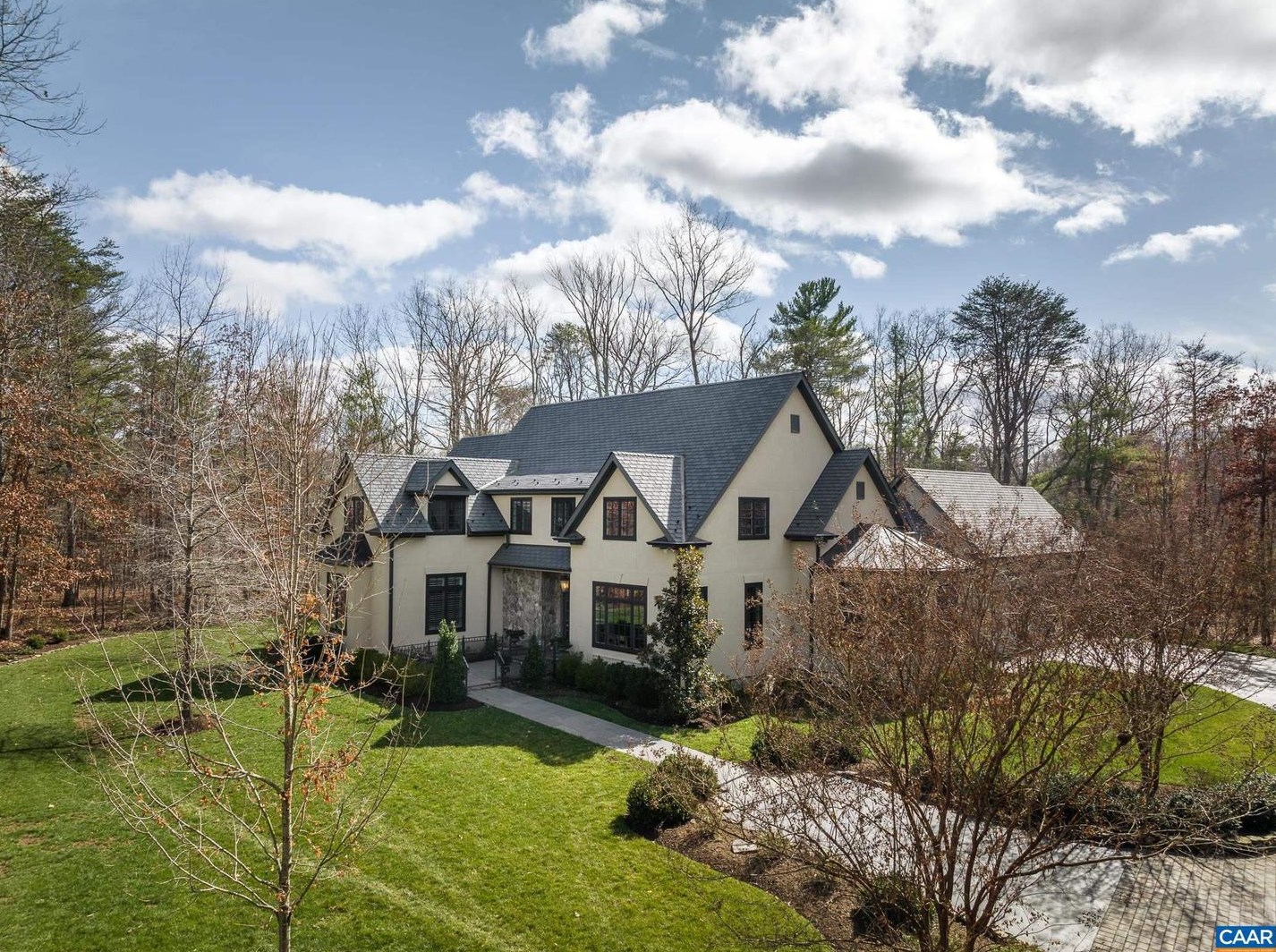 1118 Club Dr, Keswick VA 22947-2613 exterior