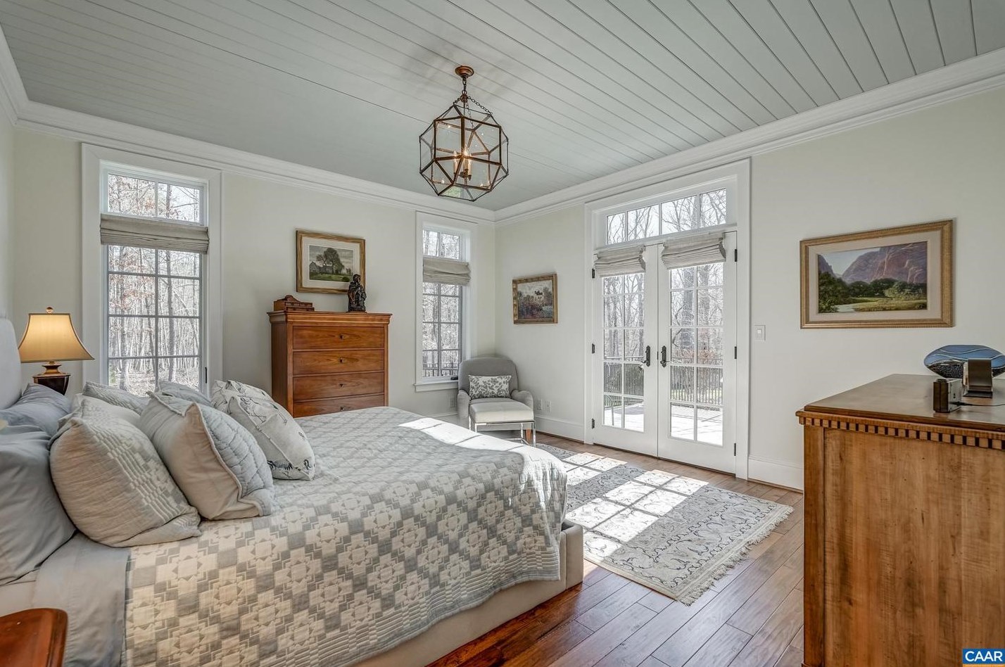 1118 Club Dr, Keswick VA 22947-2613 exterior