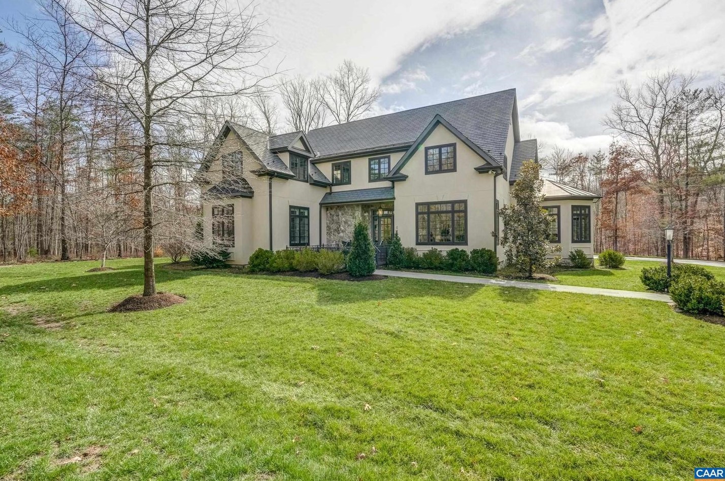 1118 Club Dr, Keswick VA 22947-2613 exterior