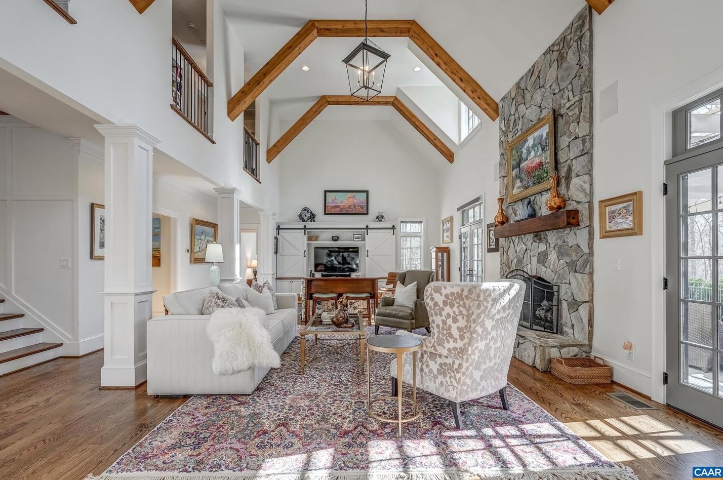 1118 Club Dr, Keswick VA 22947-2613 exterior