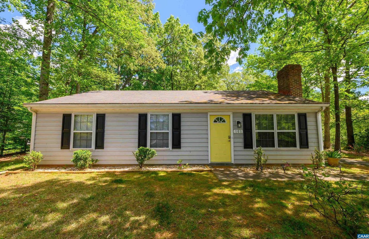 101 Leigh Pl, Charlottesville, VA 22902-6426