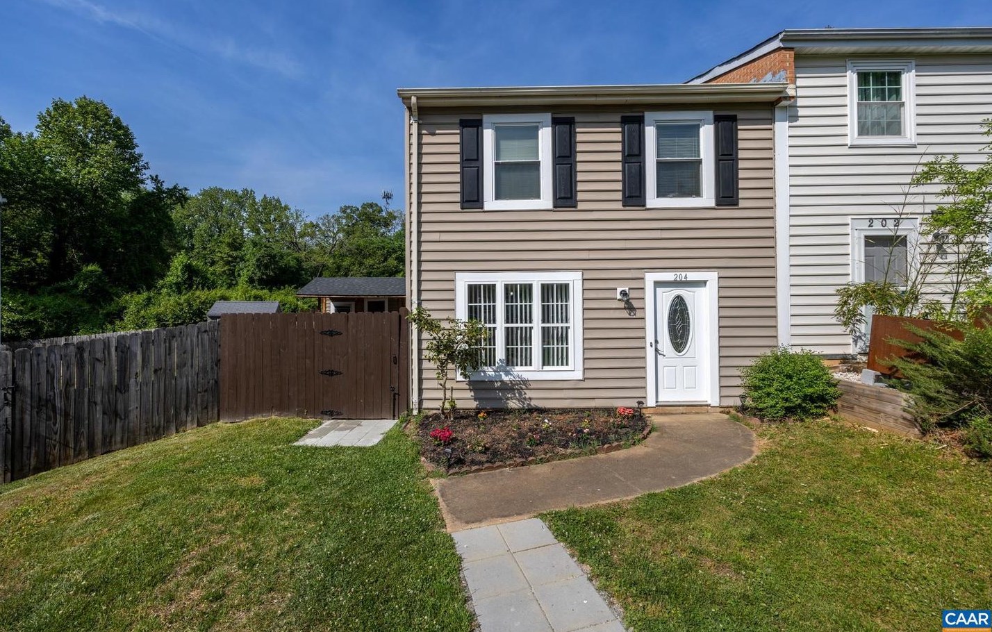204 Greentree Park, Charlottesville, VA 22901-2127