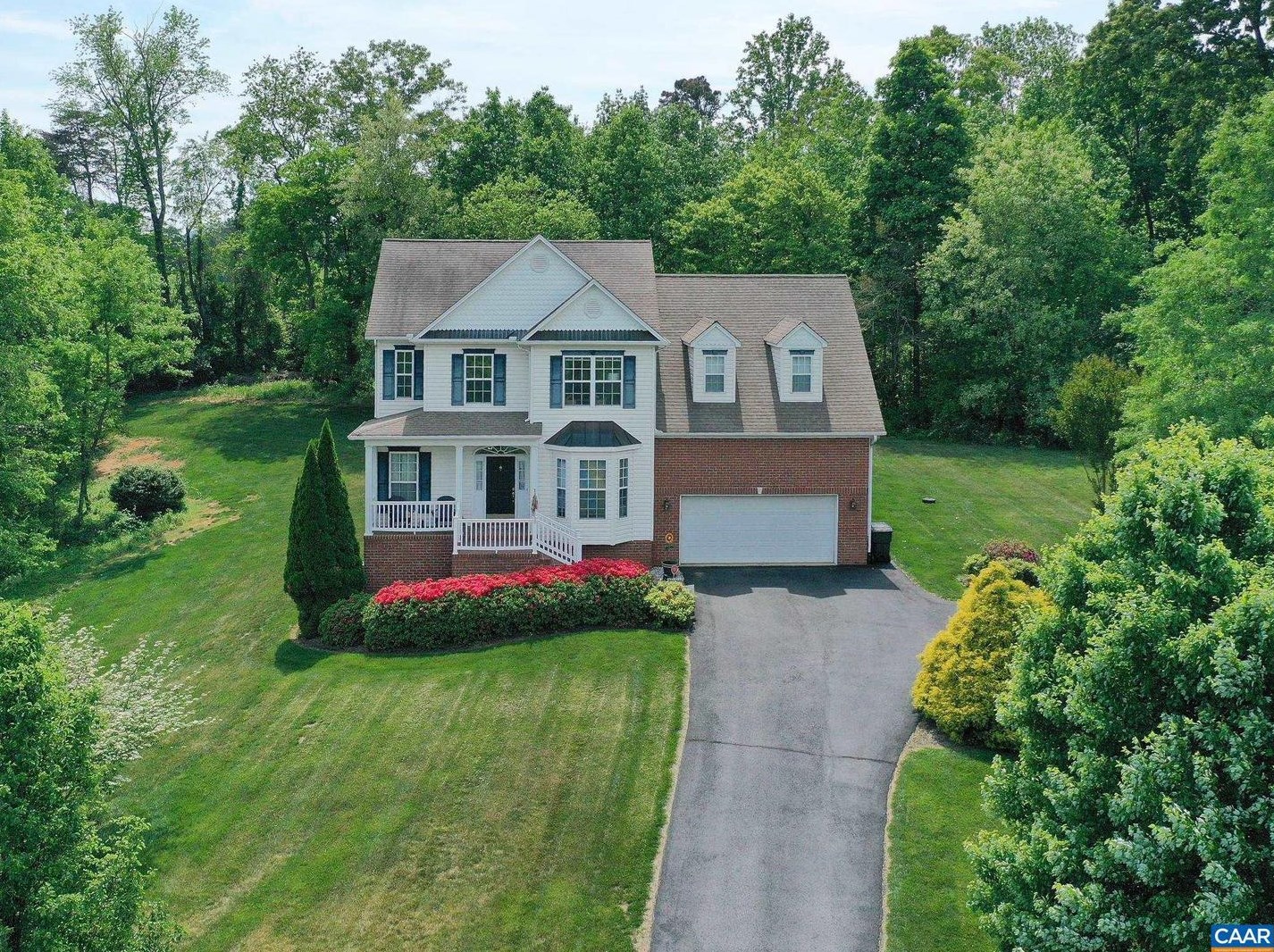 81 Lyon Ln, Ruckersville, VA 22968-3627