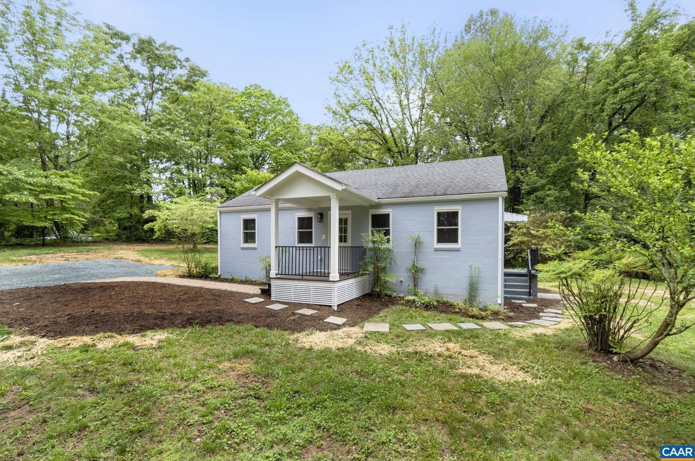1836 Old Lynchburg Rd, Charlottesville, VA 22903