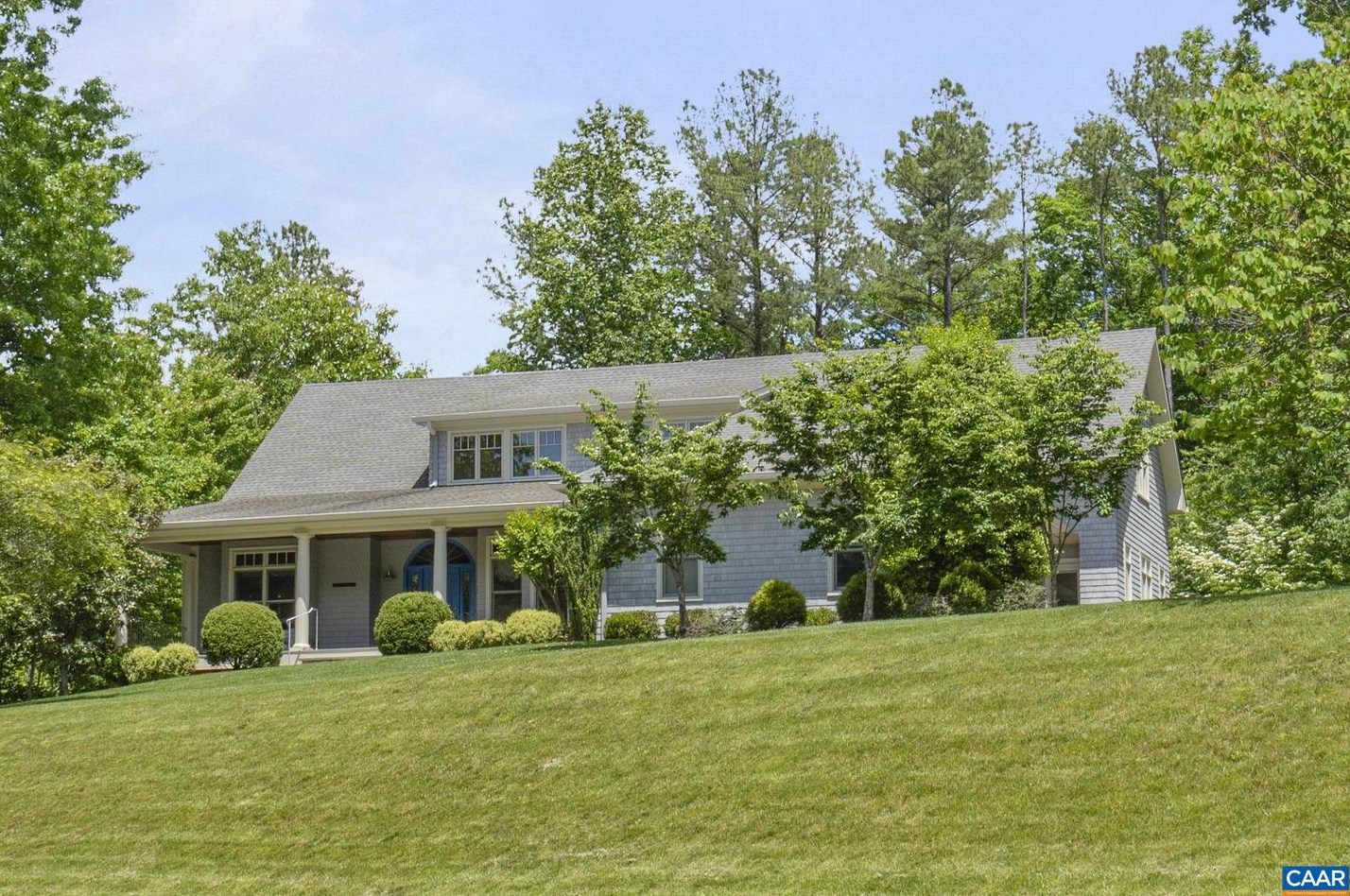 2025 Farringdon Road, Keswick, VA 22947