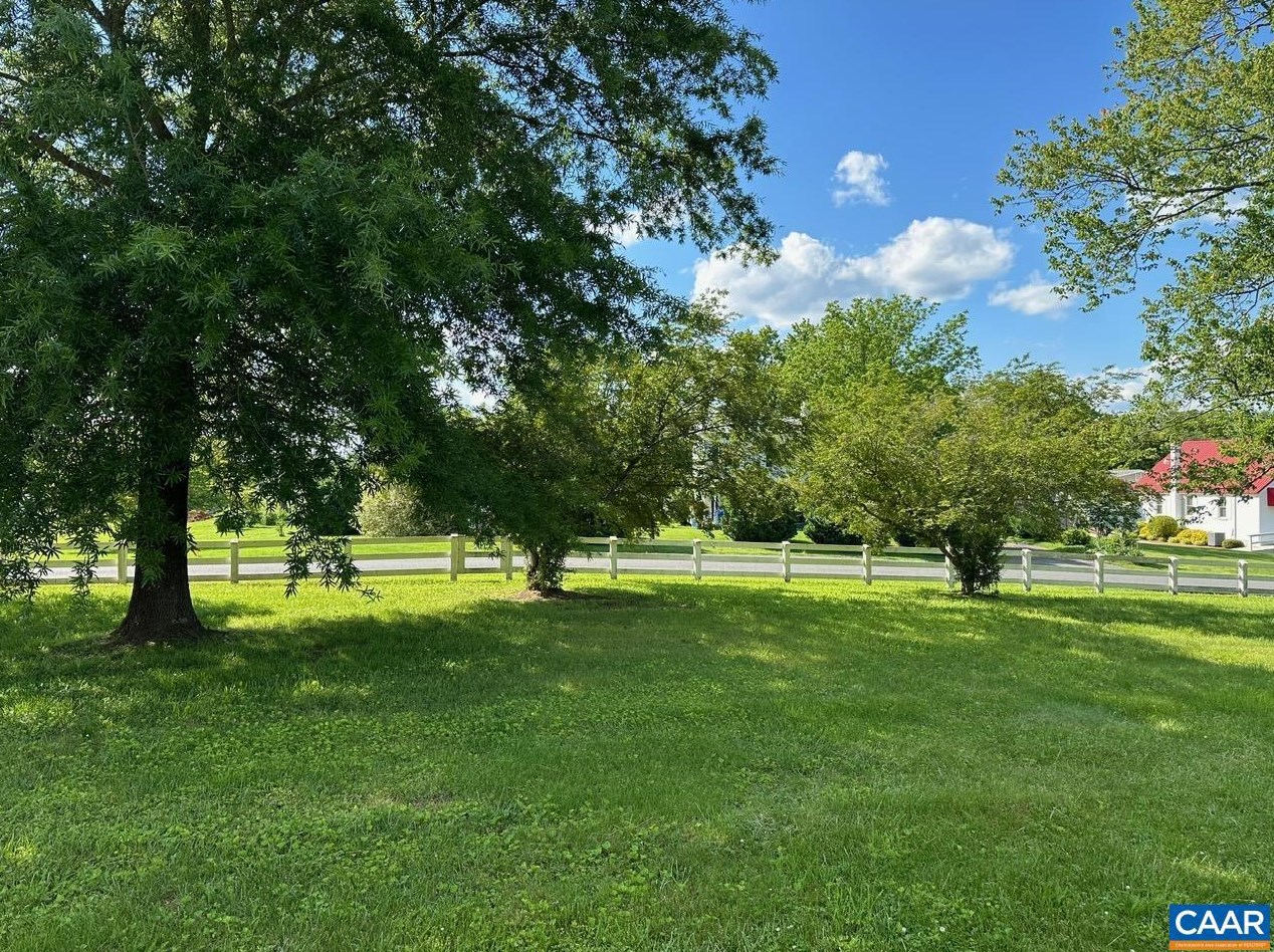 5420 Old Barboursville Rd, Burnleys, VA 22923