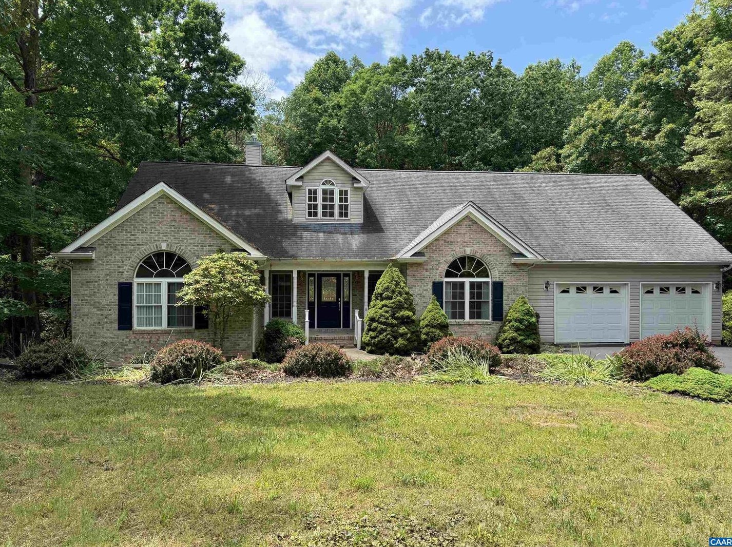 6 Leisure Ct, Bybee, VA 22963-2433