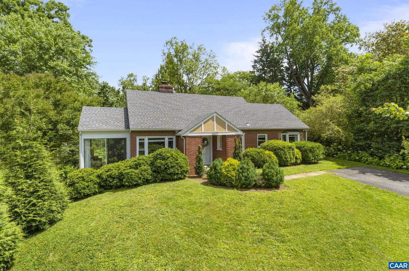 1537 Rugby Ave, Charlottesville, VA 22903