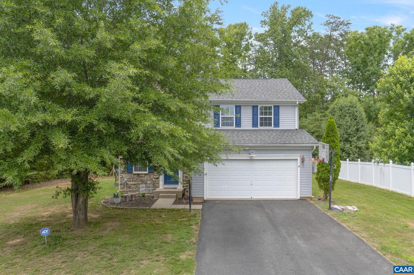 40 Robins Court, Bybee, VA 22963