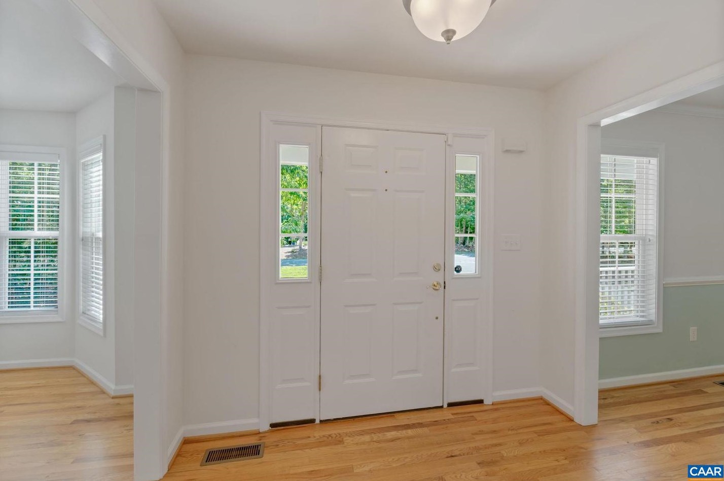 34 Marwood Dr, Bybee VA  22963-2814 exterior