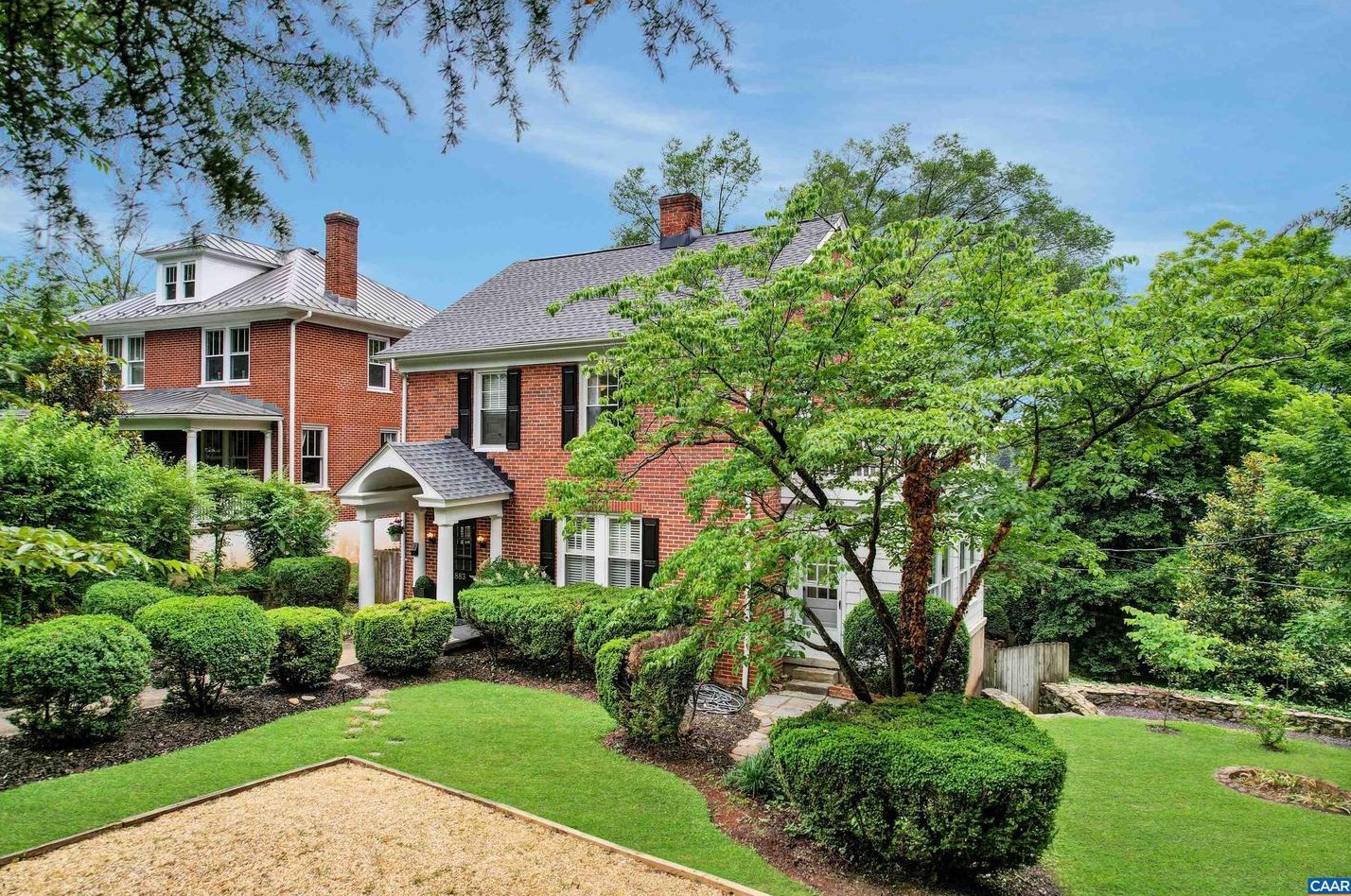 883 Locust Ave, Charlottesville, VA 22902