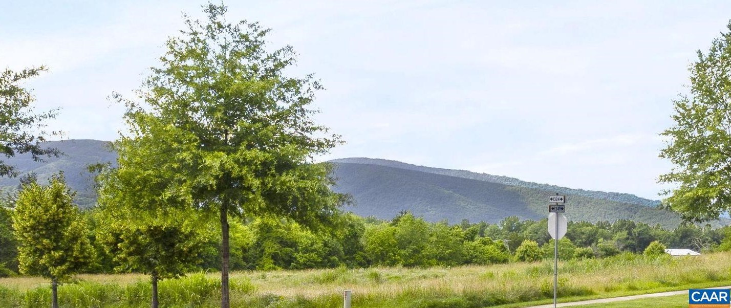 1801 Wickham Pl, Charlottesville, VA 22901-9235