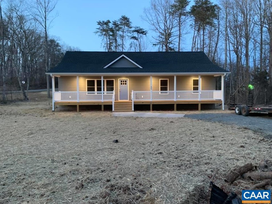 377 Dogwood Dr, Stanardsville, VA 22973-2000
