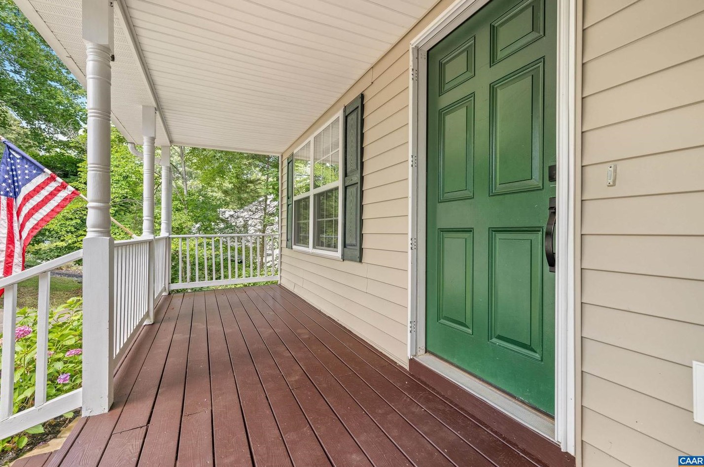 53 Lafayette Dr, Bybee, VA 22963