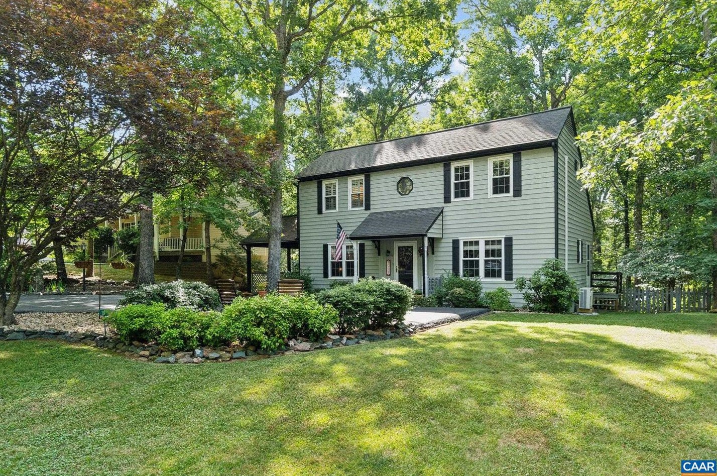 18 Possum Ln, Bybee, VA 22963