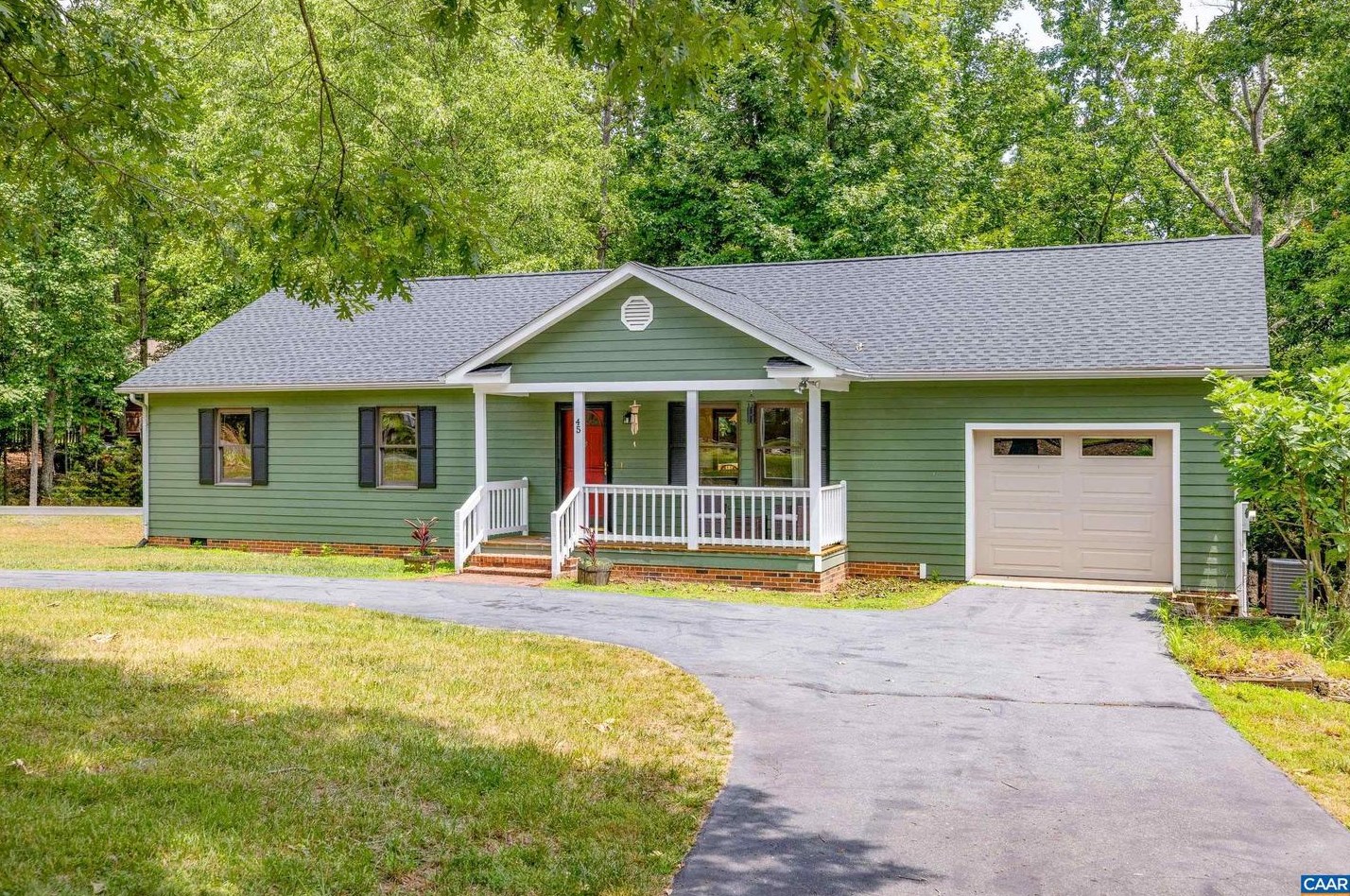 45 Morewood Pl, Bybee, VA 22963