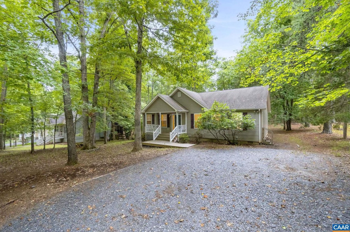 26 Turkeysag Trail, Bybee, VA 22963