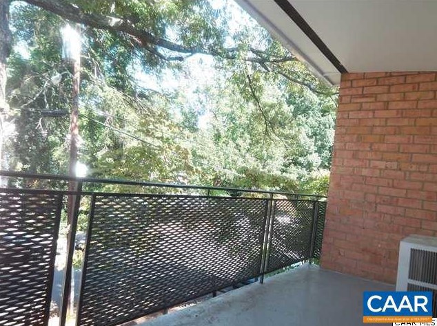 1800 Jefferson Park Ave Apt 10, Charlottesville, VA 22903
