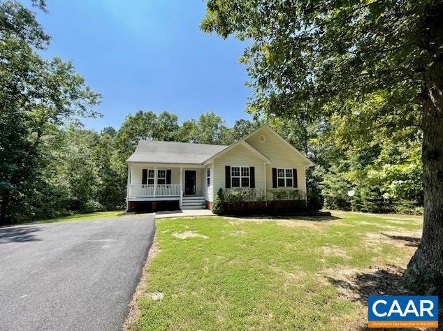 483 Pinehurst Dr, Gordonsville, VA 22942