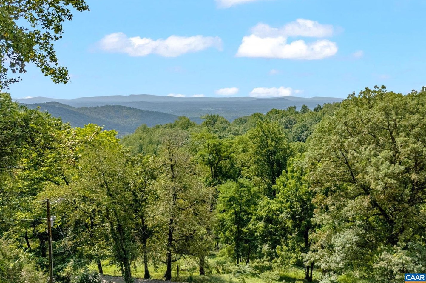 181 Turkey Ridge Rd, Stanardsville, VA 22973