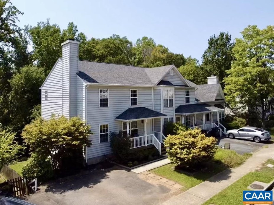 1055 Towne Ln, Charlottesville, VA 22901-3173