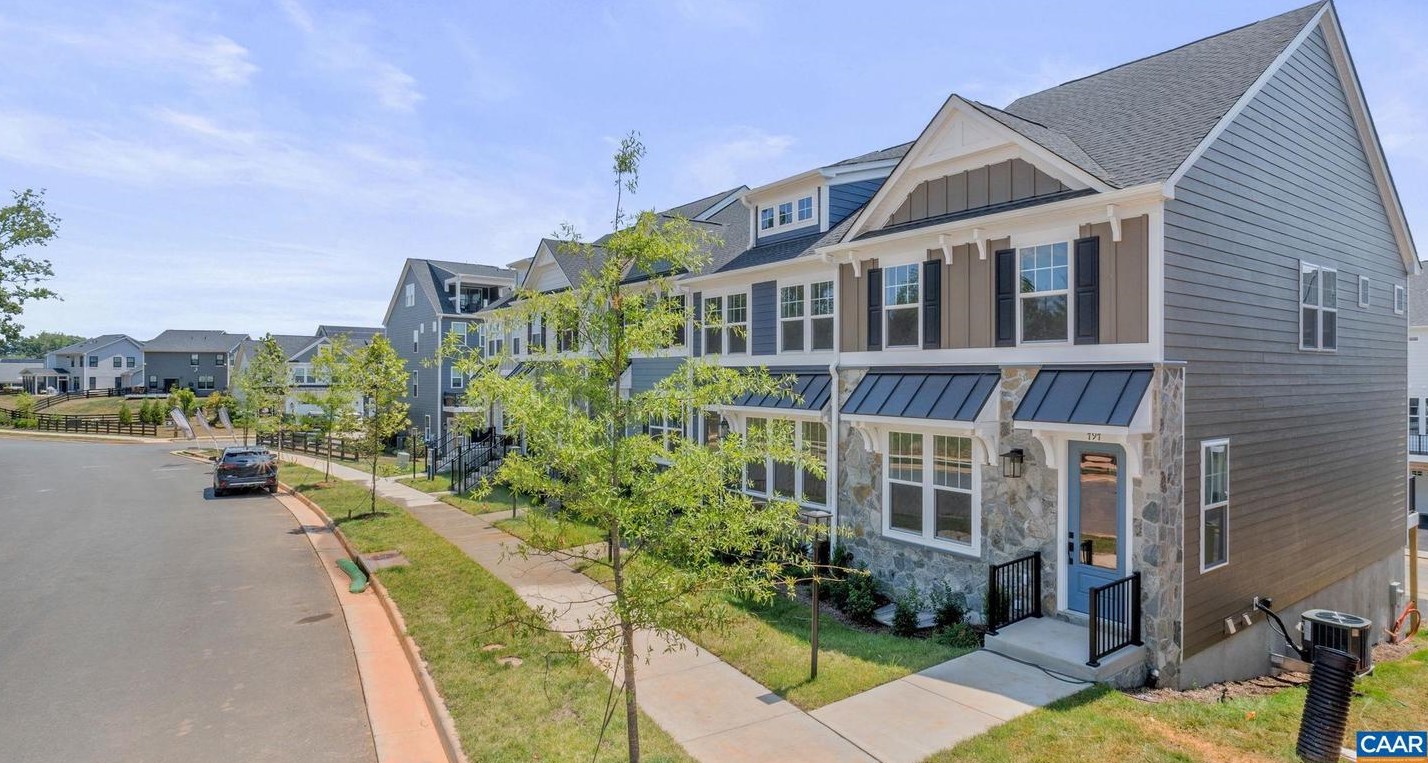 86 Park Ridge Dr, Crozet, VA 22932