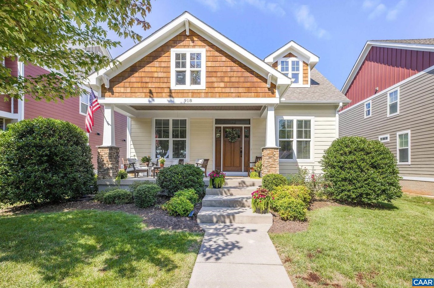 918 Haden Ln, Crozet, VA 22932