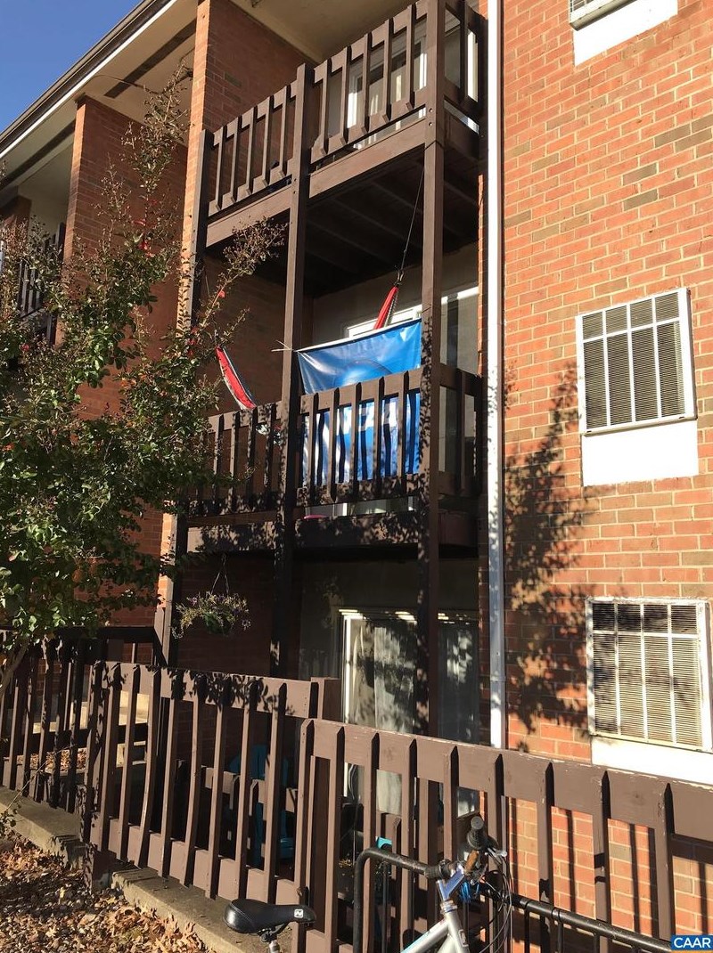 1215 Wertland St #a21, Charlottesville, VA 22903