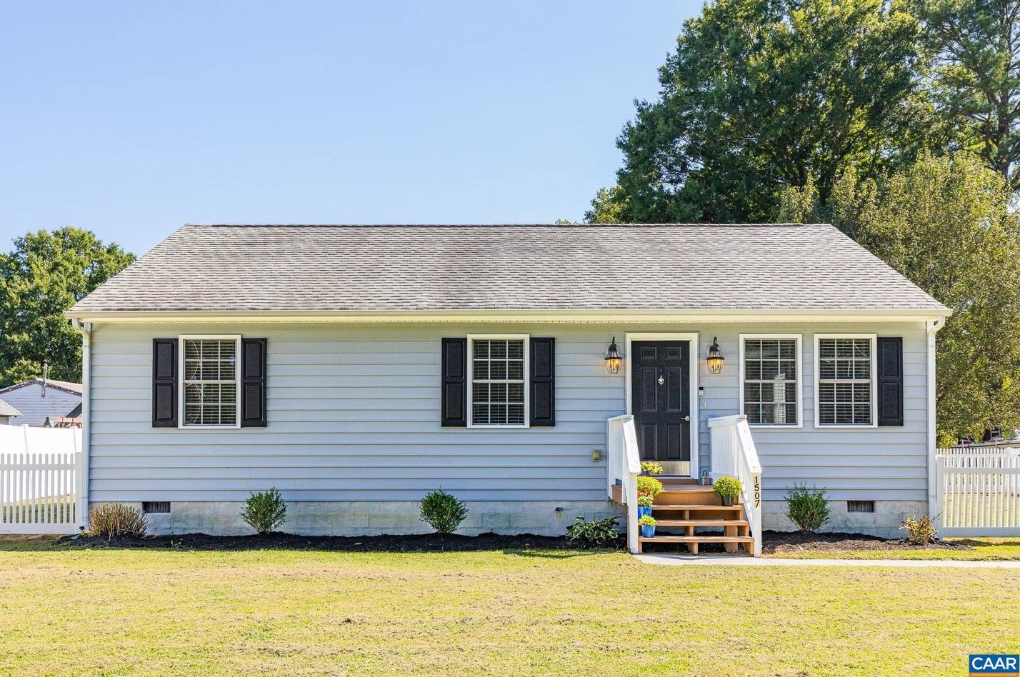 1507 Cole Blvd, Glen Allen, VA 23060