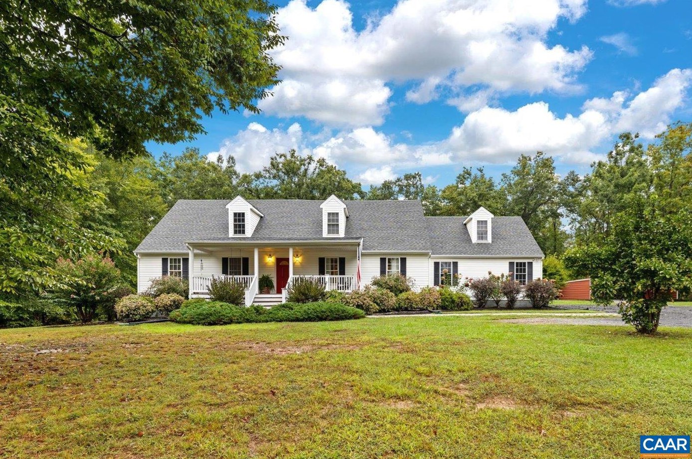 5105 Deep Creek Rd, Kents Store, VA 23084