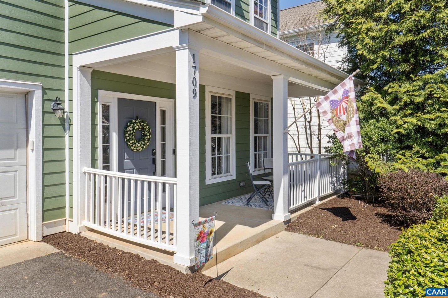1709 Clay Dr, Crozet, VA 22932