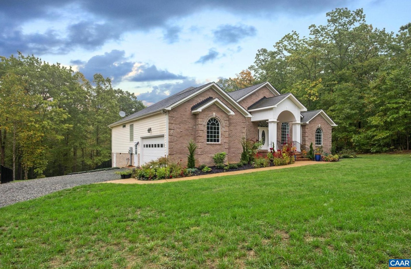 82 Creek Rd, Louisa, VA 23093