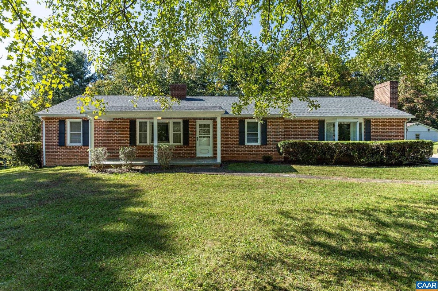 1040 Advance Mills Rd, Ruckersville, VA 22968-3126