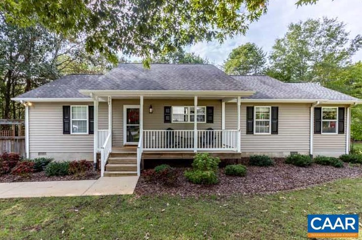 542 Jefferson Dr, Bybee, VA 22963