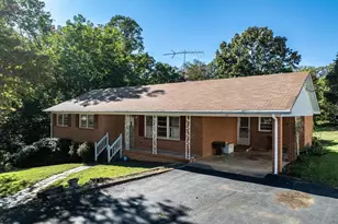 1704 Old Brook Rd, Charlottesville, VA 22901 - Photo 2