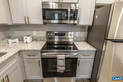 1329 Riverdale Dr #4, Charlottesville, VA 22902 - Photo 6