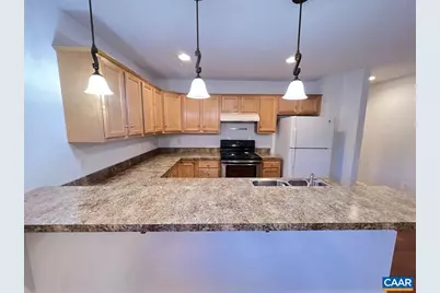 301 SW 7th St, Charlottesville, VA 22903 - Photo 10