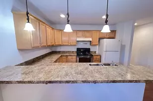 301 SW 7th St, Charlottesville, VA 22903 - Photo 10