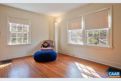 907 Cottage Ln, Charlottesville, VA 22903 - Photo 4