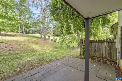 732 Exton Ct, Charlottesville, VA 22901 - Photo 10