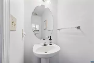 119 Danbury Ct, Charlottesville, VA 22902 - Photo 6