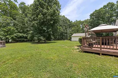 366 Saint Ivy Ave, Troy, VA 22974 - Photo 10