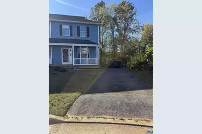 2307 Finch Ct, Charlottesville, VA 22911 - Photo 2
