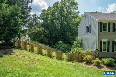 1712 Hearthglow Ln, Charlottesville, VA 22901 - Photo 4