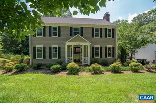 1712 Hearthglow Ln, Charlottesville, VA 22901 - Photo 2