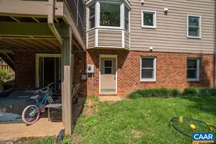 1712 Hearthglow Ln, Charlottesville, VA 22901 - Photo 10