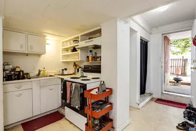 615 E High St, Charlottesville, VA 22902 - Photo 14